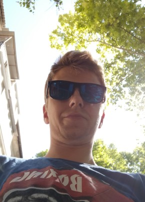 Aleksandr, 30, Russia, Simferopol