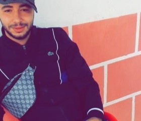 Oussama, 30, Tadmait