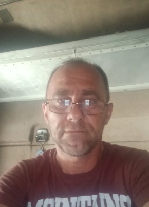 Василий, 46, Россия, Новороссийск