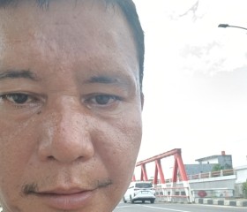 Eee, 40, Tanjung Pandan