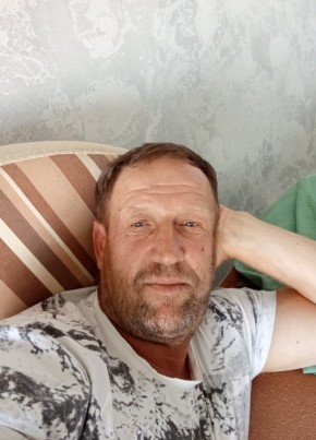 Александр из Омска 45 лет