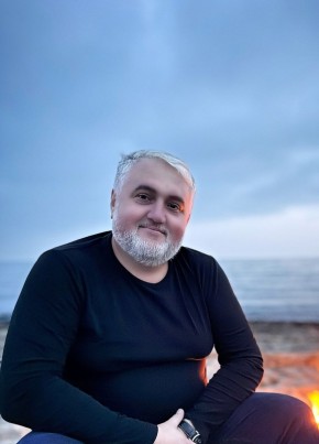 Андрей из Краснодара 48 лет