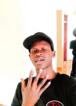 Hames Diew, 24, Kenya, Nairobi