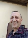 Анатолий, 53 года, Берасьце
