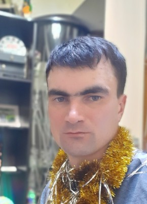 Sergey, 31, Russia, Artem