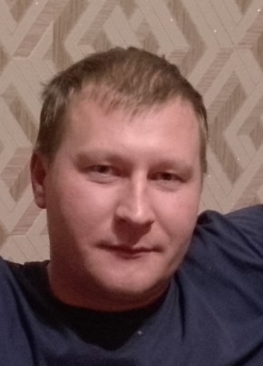 Антон, 32, Россия, Череповец