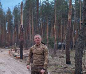 Sergey, 44, Davydovka