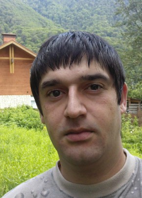 Андрей, 46, Россия, Небуг