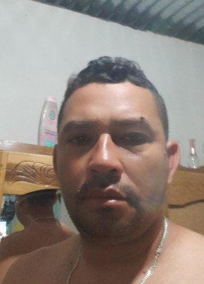 Dimas espinosa, 32, República de Nicaragua, Managua