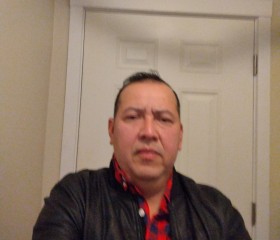 Fernando, 45, Auburn (State of Washington)
