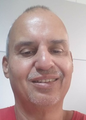 Junior из Pouso Alegre 54 года