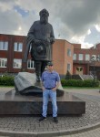 Олег, 46 лет, Климовск