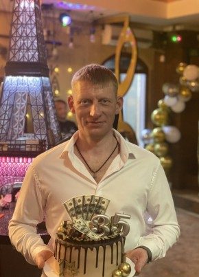 Oleg, 36, Russia, Yevpatoriya