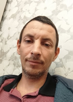 Александр из Энгельса 42 года