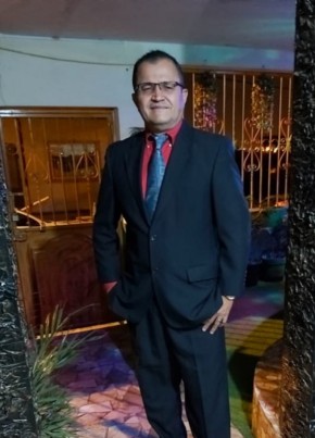 Freddy Cervantes, 48, República del Ecuador, Portoviejo