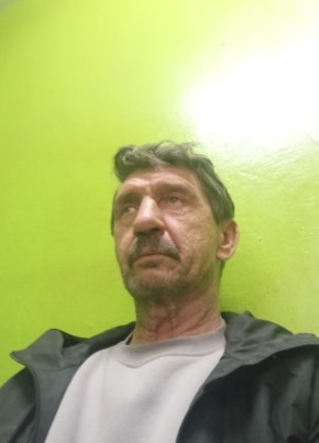 Андрей из Курска 64 года