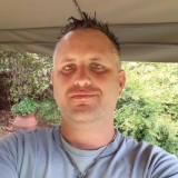Jaun, 42  , Secunda