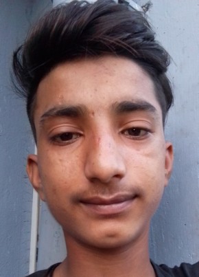 Golualam, 18, India, Chennai