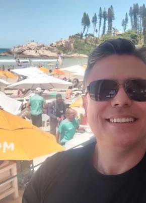 Robison из Ponta Grossa 44 года