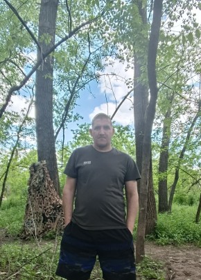 Дмитрий из Дзержинское 40 лет