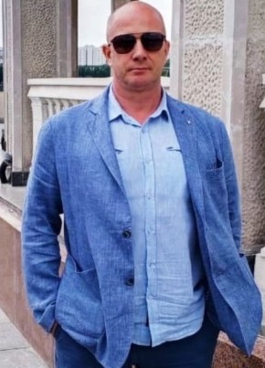 Роман из Новочеркасска 38 лет