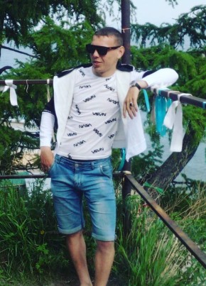 Александр, 24, Россия, Иркутск