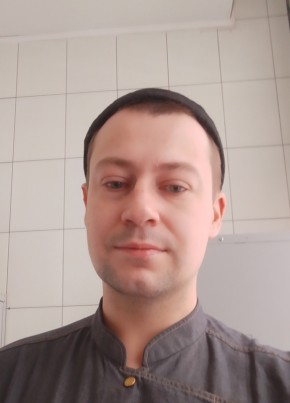 Александр из Калининграда 32 года