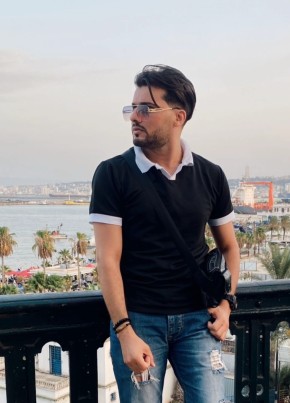 Yassine из تارودانت‎ 25 лет