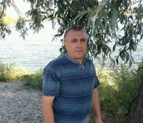 Олег, 61 год, Харків