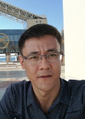 Таалайбек, 41, Кыргыз Республикасы, Бишкек