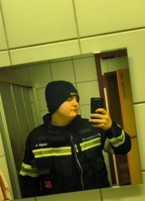 Alex из Klagenfurt 18 лет