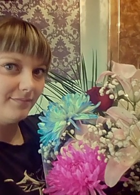Виктория, 30, Россия, Канск