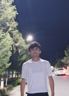 Salim из Душанбе 18 лет