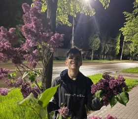 Zakhar, 23, Tokyo