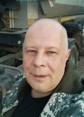Евгений из Адлера 45 лет