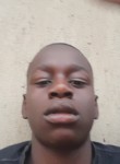bdhsh, 18 лет, Kampala