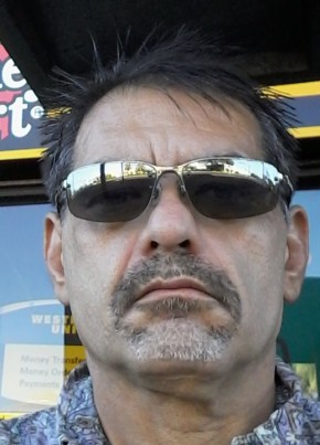 Derek, 58, United States of America, Honolulu