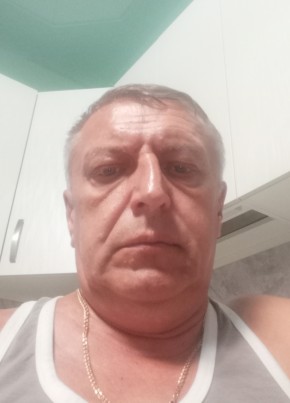 Борис из Армавира 57 лет