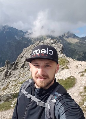 Александр из Орска 44 года
