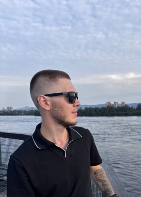 Роман из Северска 26 лет