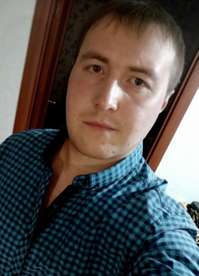 Артем, 31, Россия, Псков