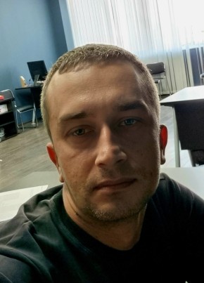 Сергей из Новороссийска 34 года
