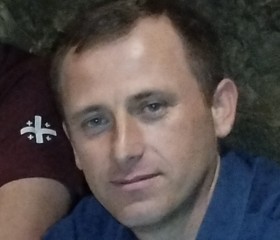 ლევან ახალაია, 37, Tbilisi