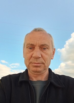 Сергей из Саратова 51 год