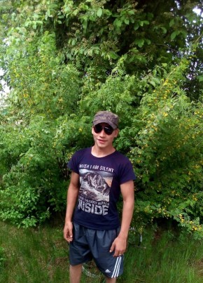 Иван, 26, Россия, Братск