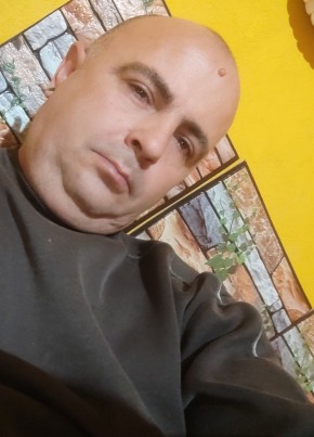 András, 39, A Magyar Népköztársaság, Budapest