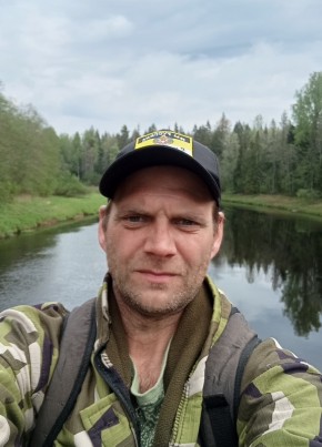 Роман из Тихвина 42 года
