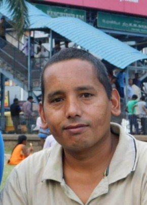 Abishek Basnet из Birātnagar 18 лет