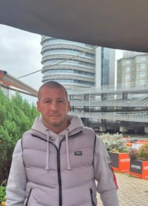 Sergej из Leipzig 42 года