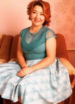 Александра, 36, Россия, Залари